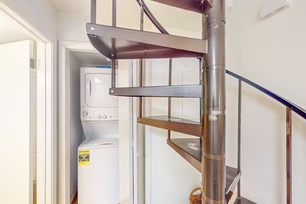 Leo s Place - 2 Bed With Pool Beaches Dining