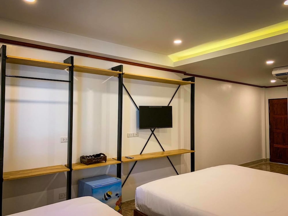Coconut Grove Hotel Samui - Hostel