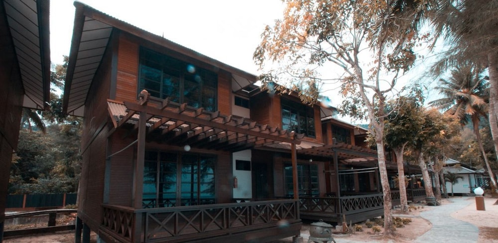 Arwana Perhentian Eco & Beach Resort