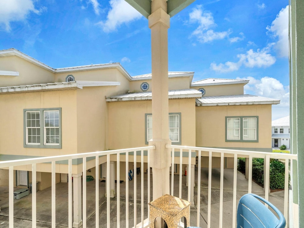 Livin' La Villa Loca