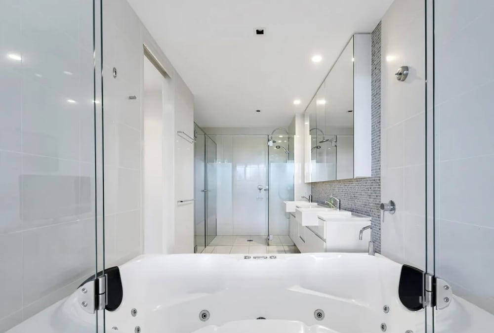 Luxury Apartments on Bells Boulevard