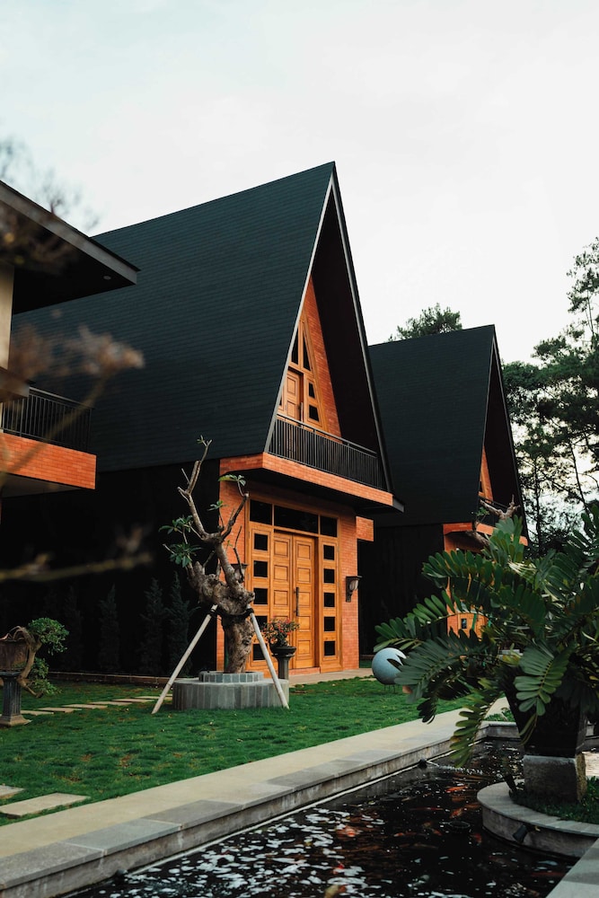 Acasa Cottage by Samsara