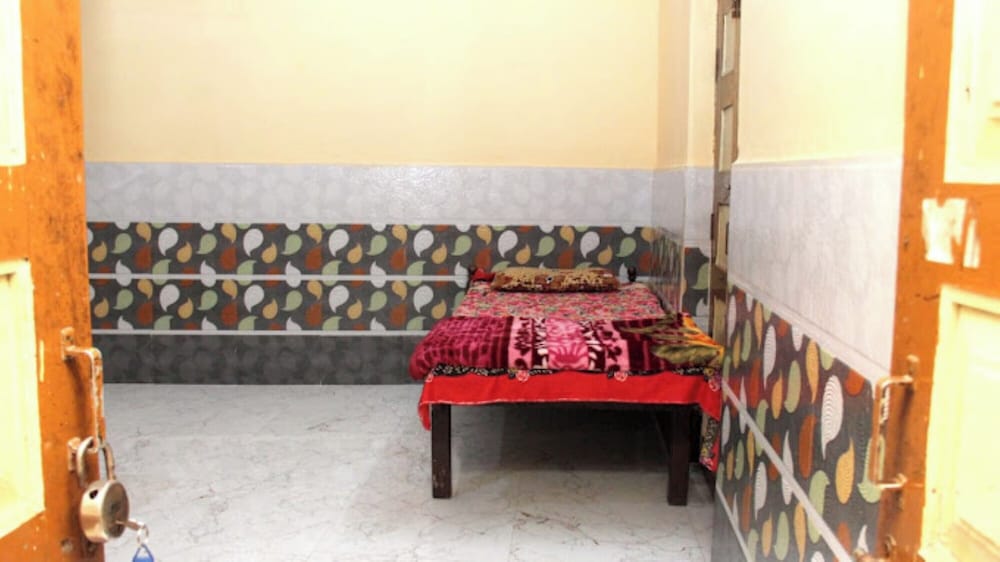 Laxmi Bhawan Dharamshala Mathura