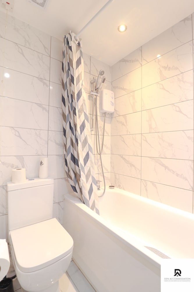 3-bed House in London Near the O2 Arena & Excel