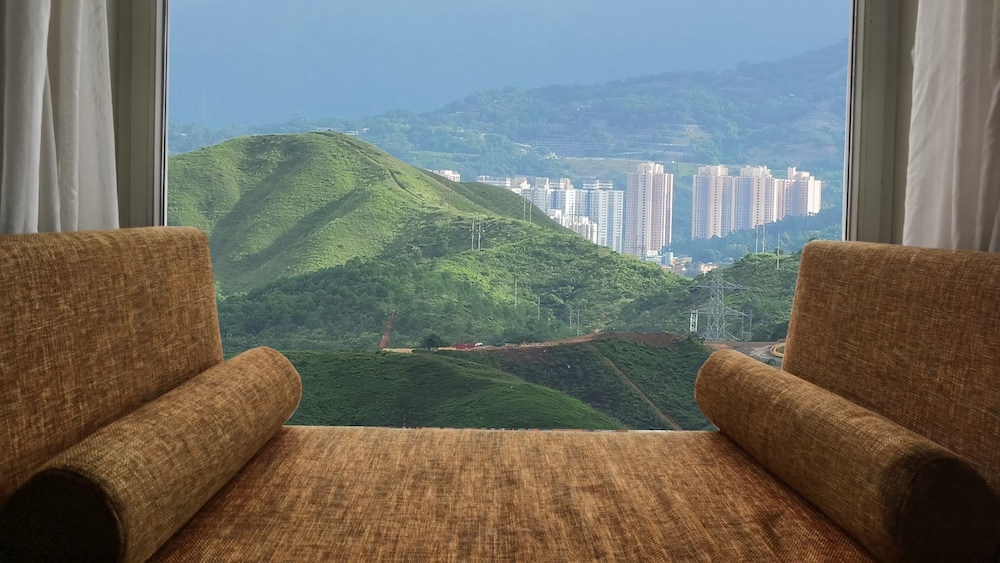 Tianxi Royal Suites & Towers branch