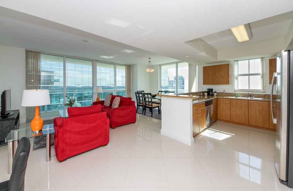 Bluebird Suites in Brickell