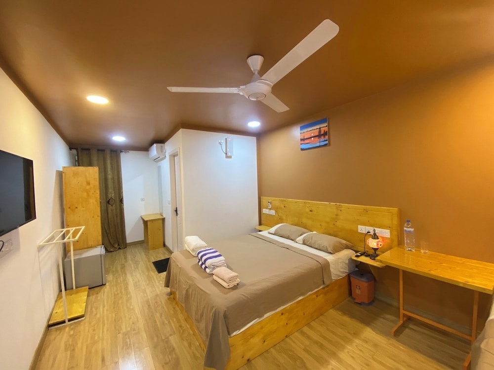 Ever Blue Guest House photo 2
