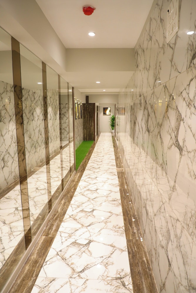 RK Hotel
