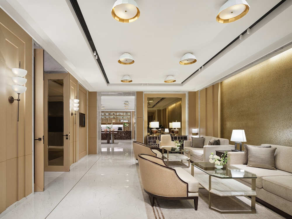 Capella Bangkok 77