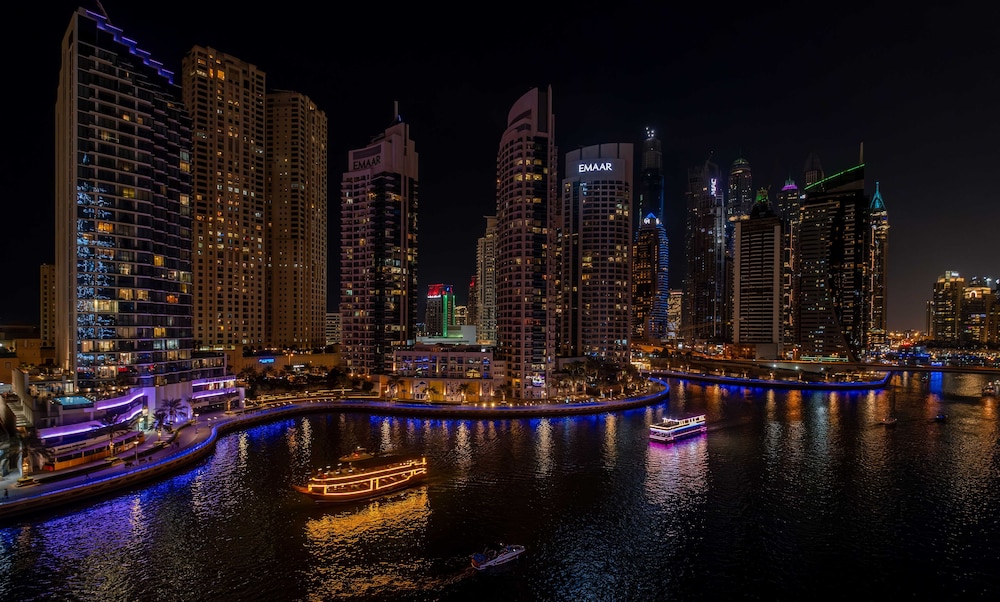 LUX The Marina View Suite 1