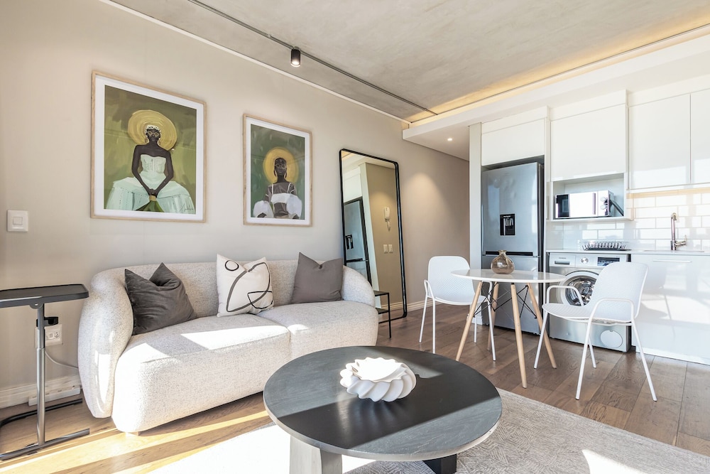 Docklands Deluxe Apartments by ITC Hospitality