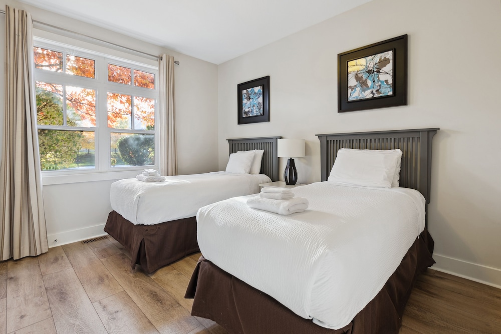 Rivergrass Condos