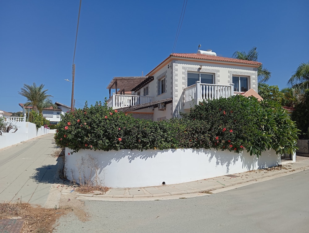 Villa Bellablu With Private Pool and sea View