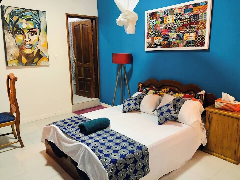 Fadidi House