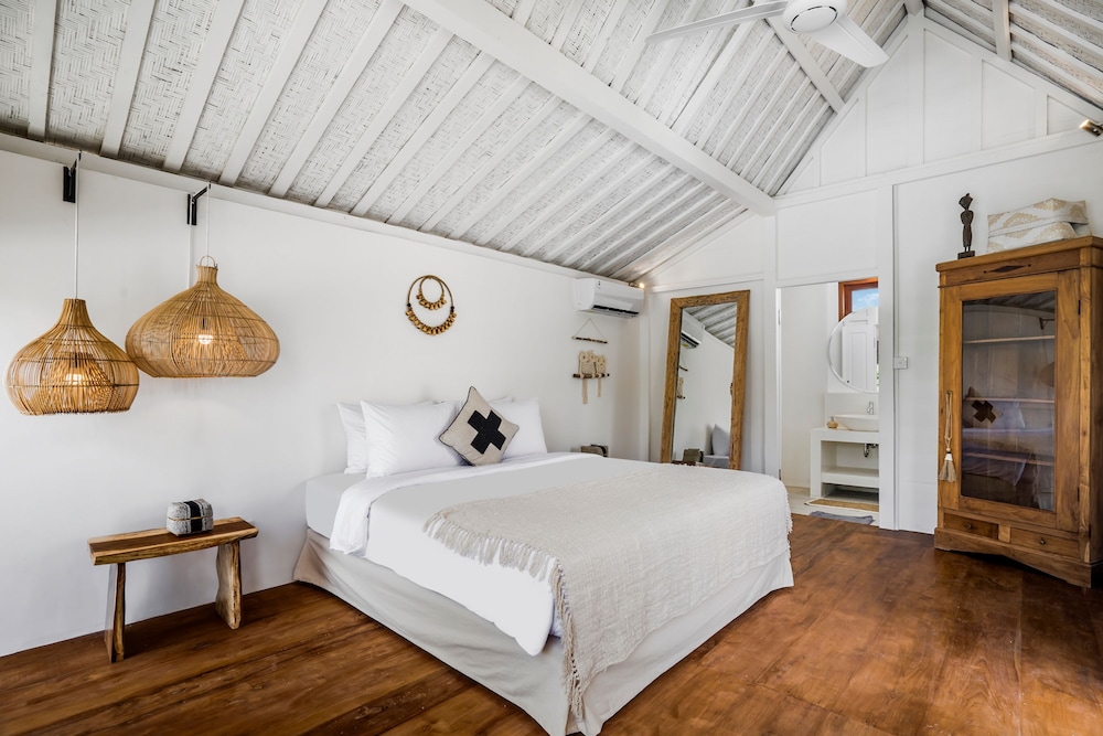 Villa Folie by Alfred in Bali - New 5bdr Dream Villa in the Heart of Seminyak