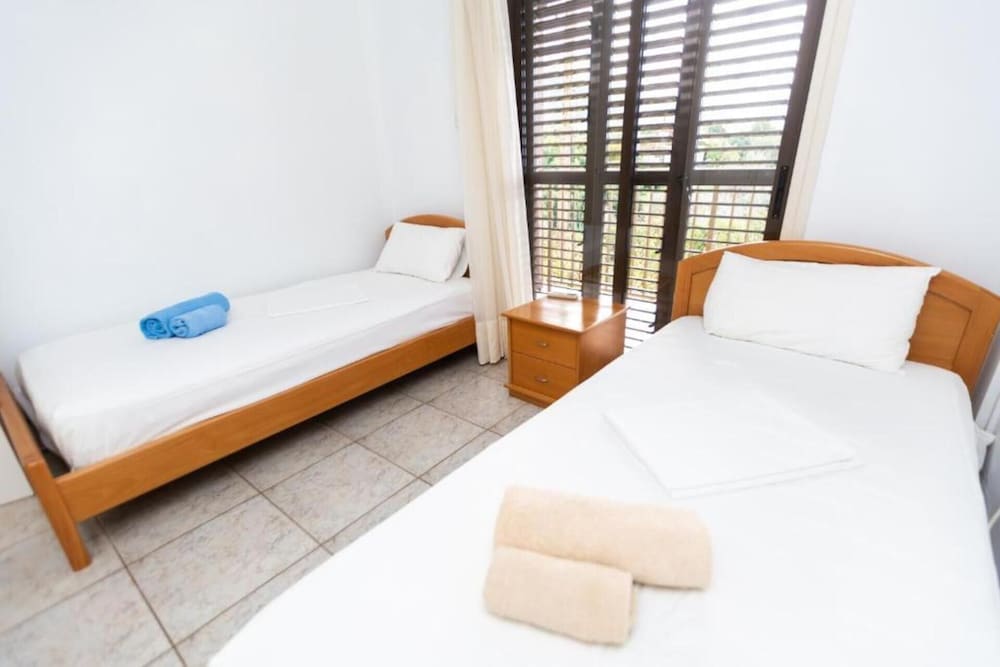 Stunning and Relaxing 3-bed House in Pomos view 4