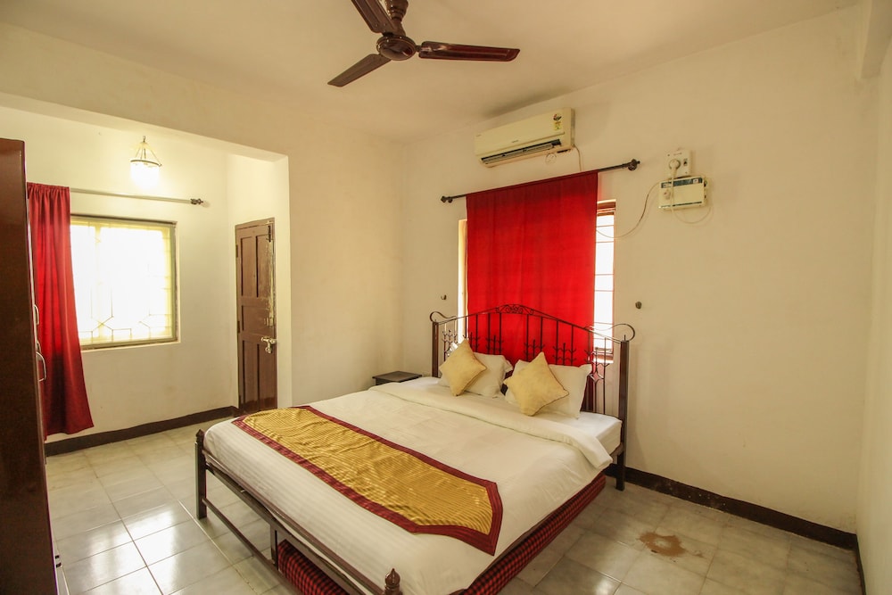 OYO 9893 Home Green View 2BHK Baga Beach