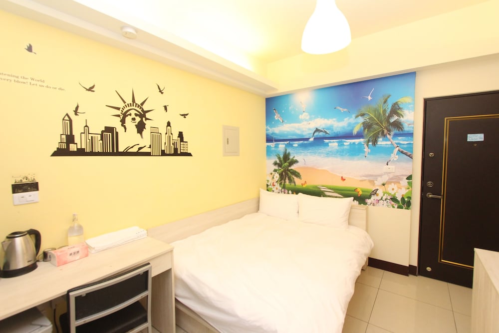 Miaoli Holiday - Hall 113
