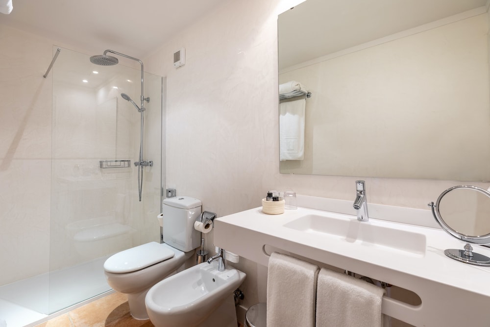 Pollensa Vacations - Hotel Llenaire - Property Image 6