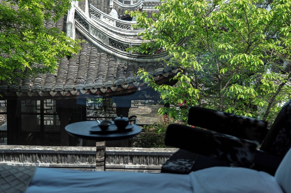 Jiangnanfu Bed and Breakfast