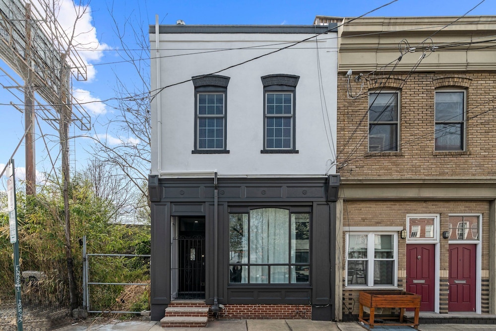 Stylish 1BR/1.5Bath Near Liberty Bell