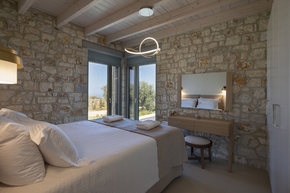 Alessia Luxury Villas view 2