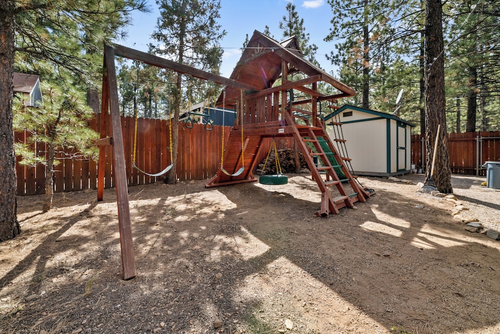 Big Bear Den view 3