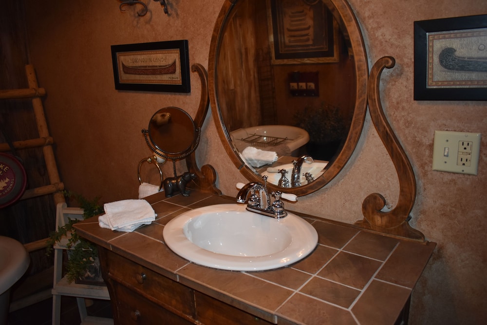 Bear Creek Lodge Cabin Resort