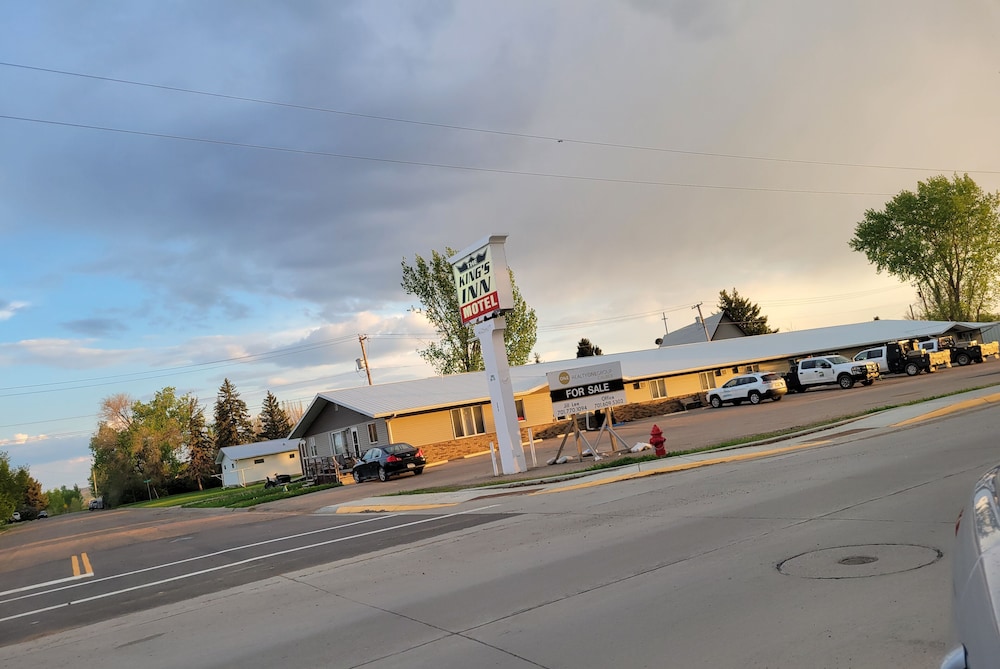 Hotel O The Kings Inn Culberston MT HWY 2 view 4