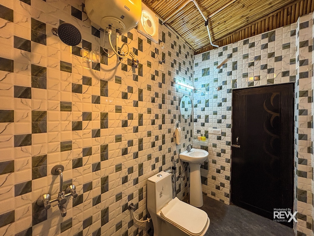 Euphoric Tiger Resort