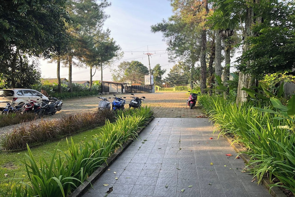 Tjapoeng Resort Pancawati