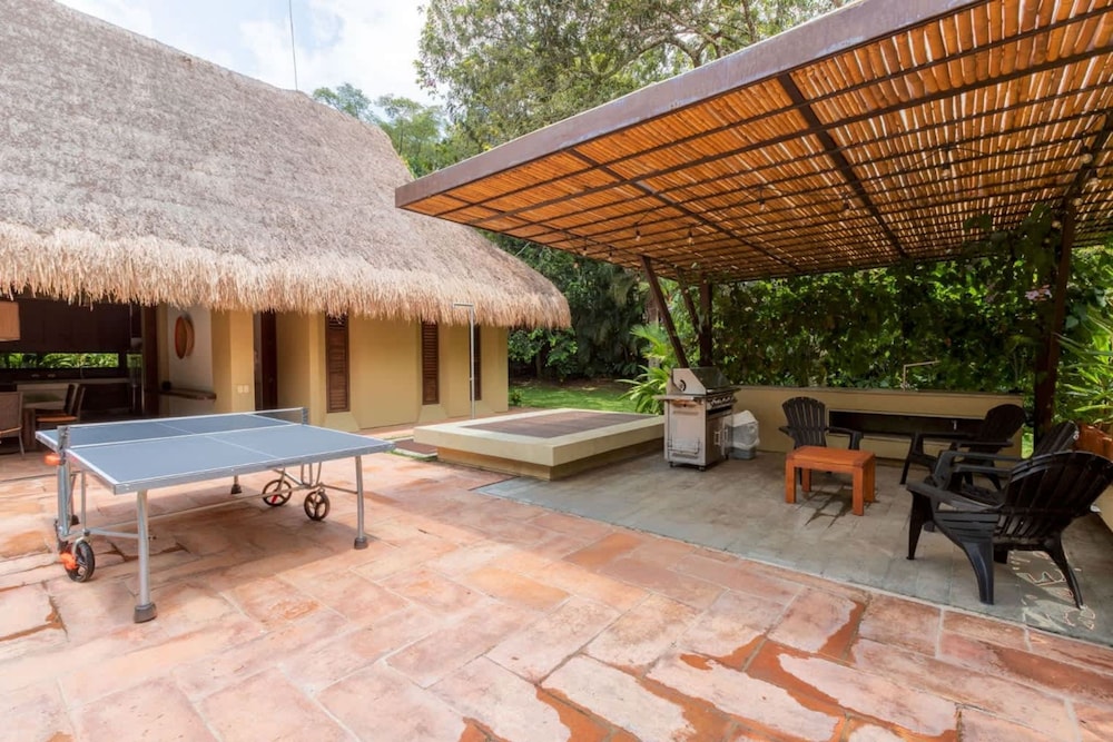 Atonishing 5BR Villa at Mesa de Yeguas