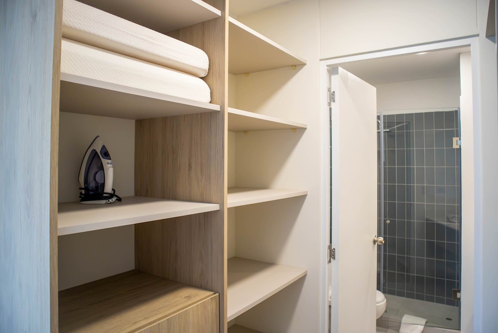 w Majestic 1BR w Modern Pool in Miraflores