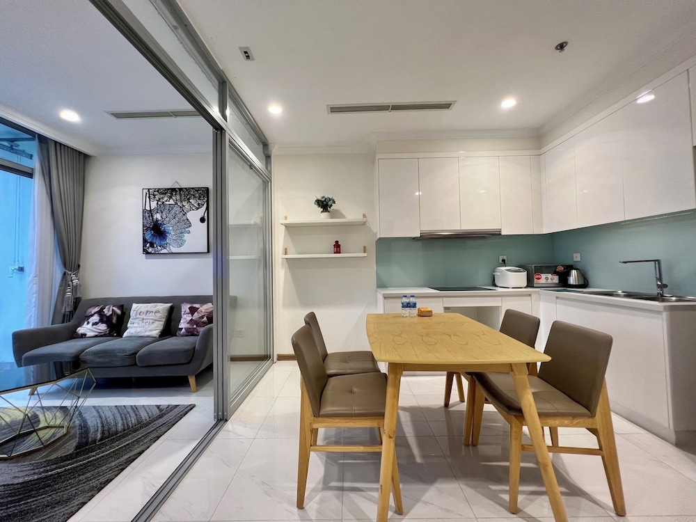 HoaNhi Apartment inVinhomes Central Park