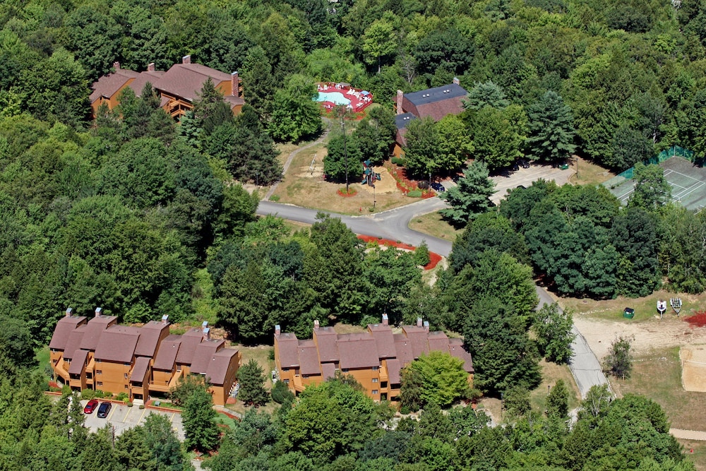 The Summit Resort