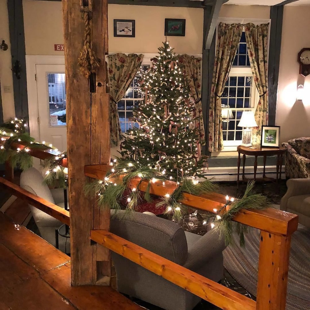 Dowds Country Inn view 2