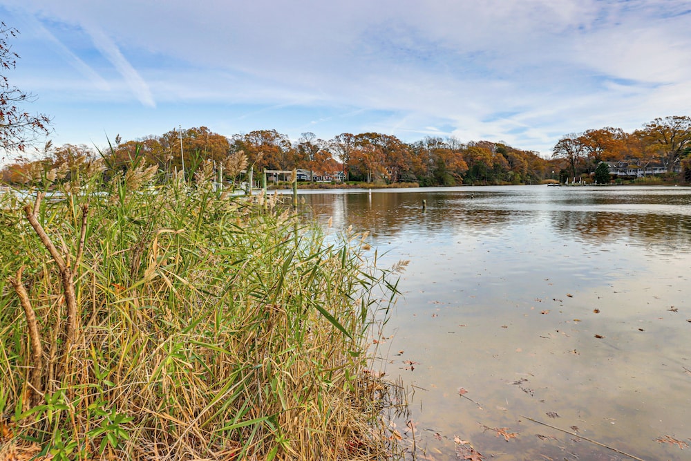 Walk to Lake & Boat Ramp: Central Gem in Annapolis, photo 25