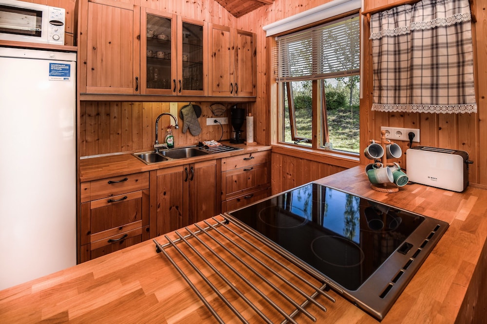 Cottage O12 view 4