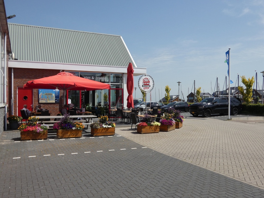 Beautiful House With AC, in the Port of Uitgeest