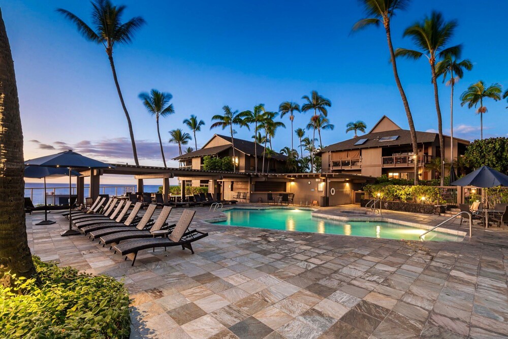 Fairway & Ocean Views - Updated Top Floor - AC- Vrkcv