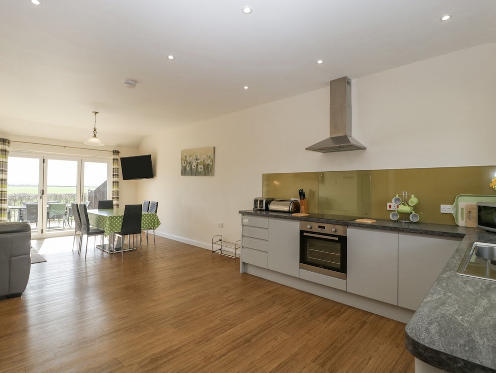 Yeovil Vacations - Rectory Farm Lodge - Property Image 27