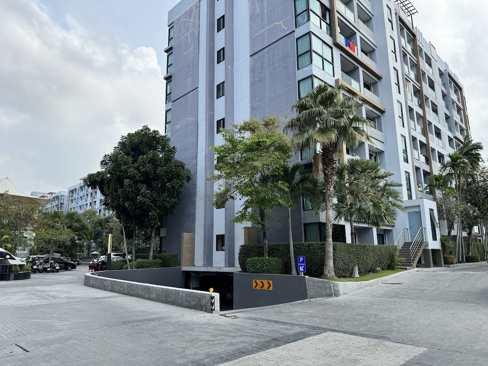 Dusit Grand Park by PSR view 2