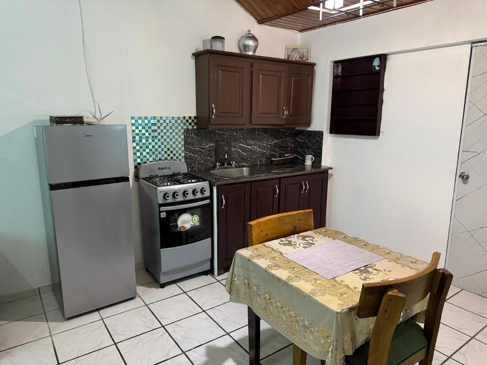 Cozy Apartment 2 min to Cabarete Beach, Rooftop