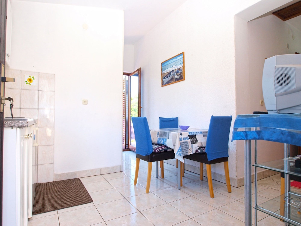 Apartments Bubamara 1398