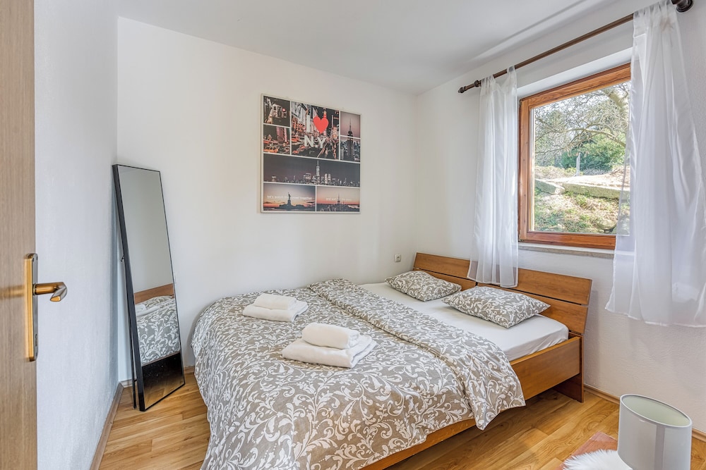 Sv. Jakov Family Apartment