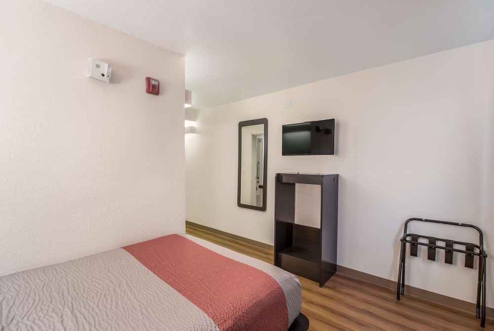 Park Inn by Radisson, Fargo West Acres