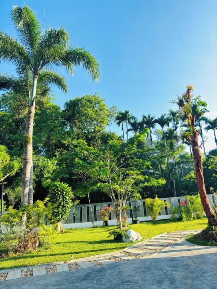 Baan Suan Pool Valley Villa