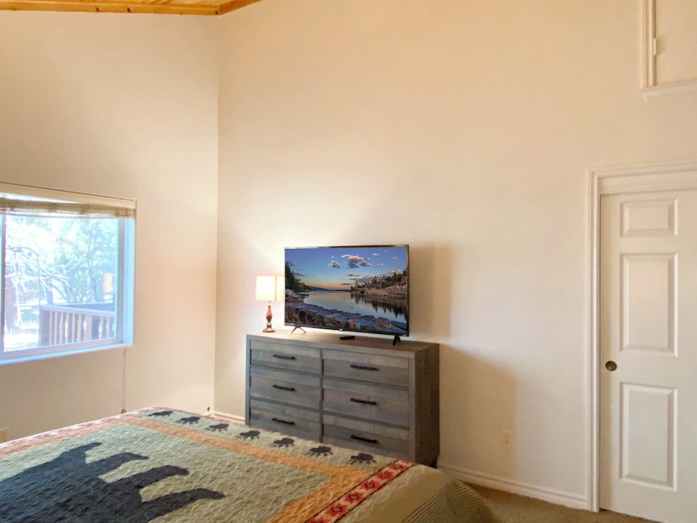 Brown Bear Lodge