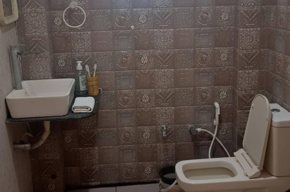 Hotel Radhika
