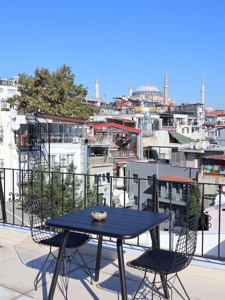 Hodegon Suite Otel - Image 6